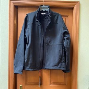 New Men’s Black Soft Shell Jacket Coat Men’s XL - NWT.